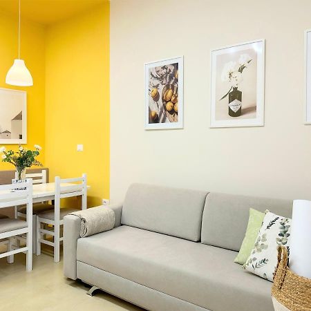 13 Eur For Monthly Stay - Home By The Sea - Hbs Golem  Eksteriør bilde