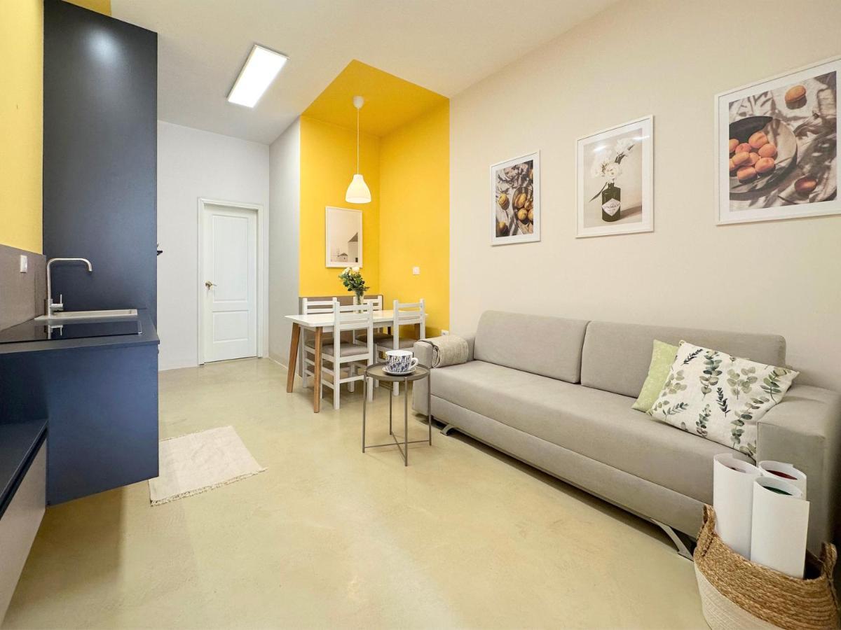 13 Eur For Monthly Stay - Home By The Sea - Hbs Golem  Eksteriør bilde