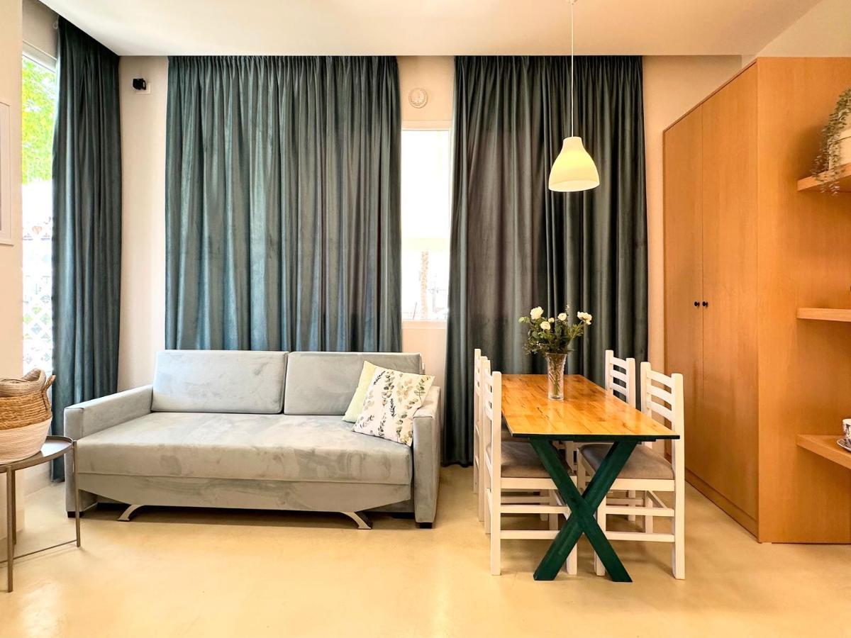 13 Eur For Monthly Stay - Home By The Sea - Hbs Golem  Eksteriør bilde