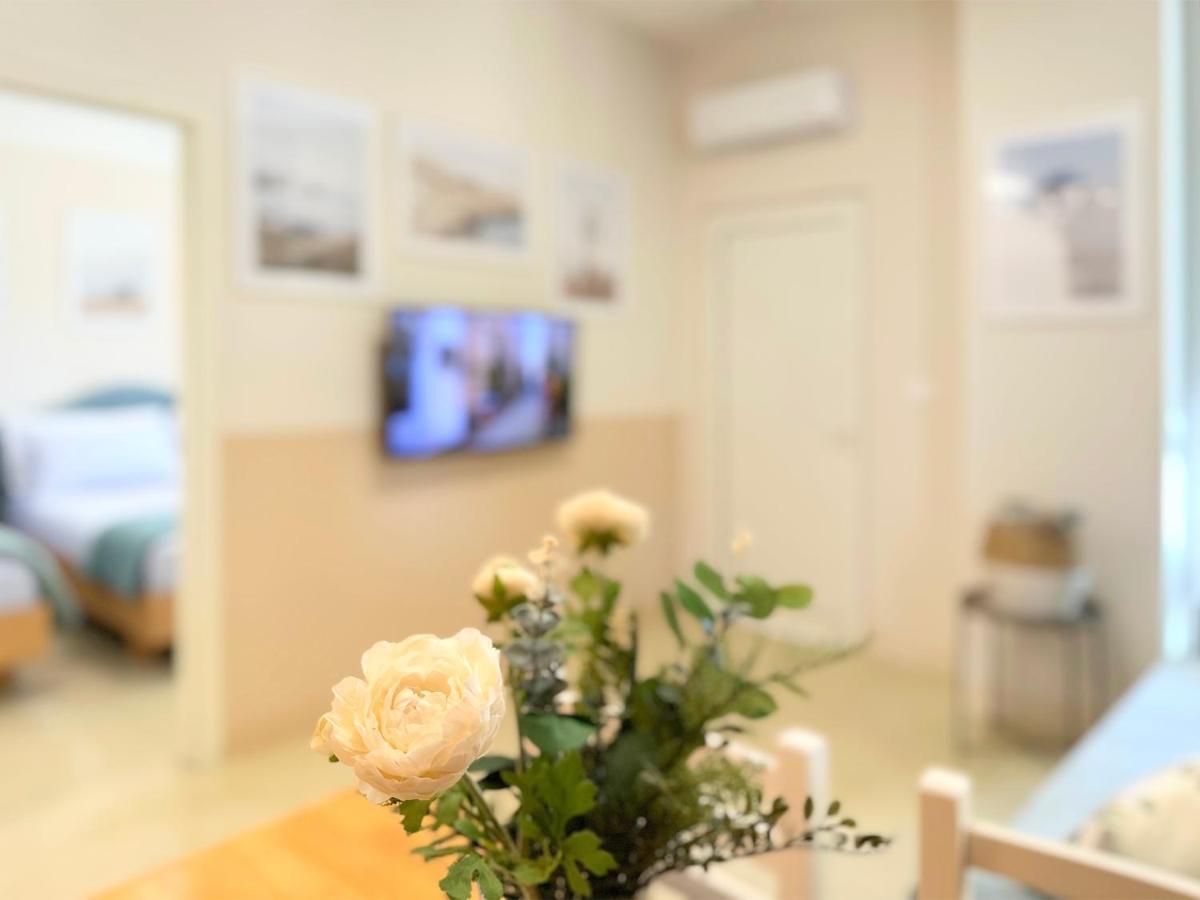 13 Eur For Monthly Stay - Home By The Sea - Hbs Golem  Eksteriør bilde