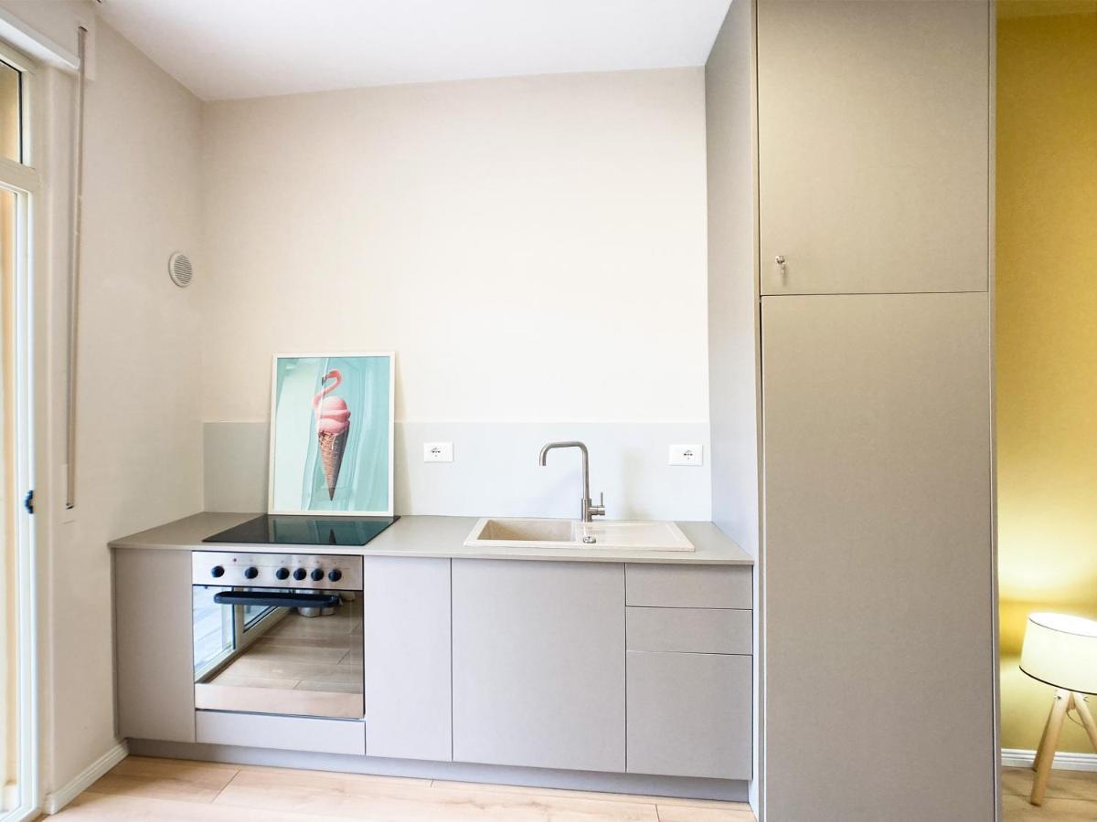 13 Eur For Monthly Stay - Home By The Sea - Hbs Golem  Eksteriør bilde