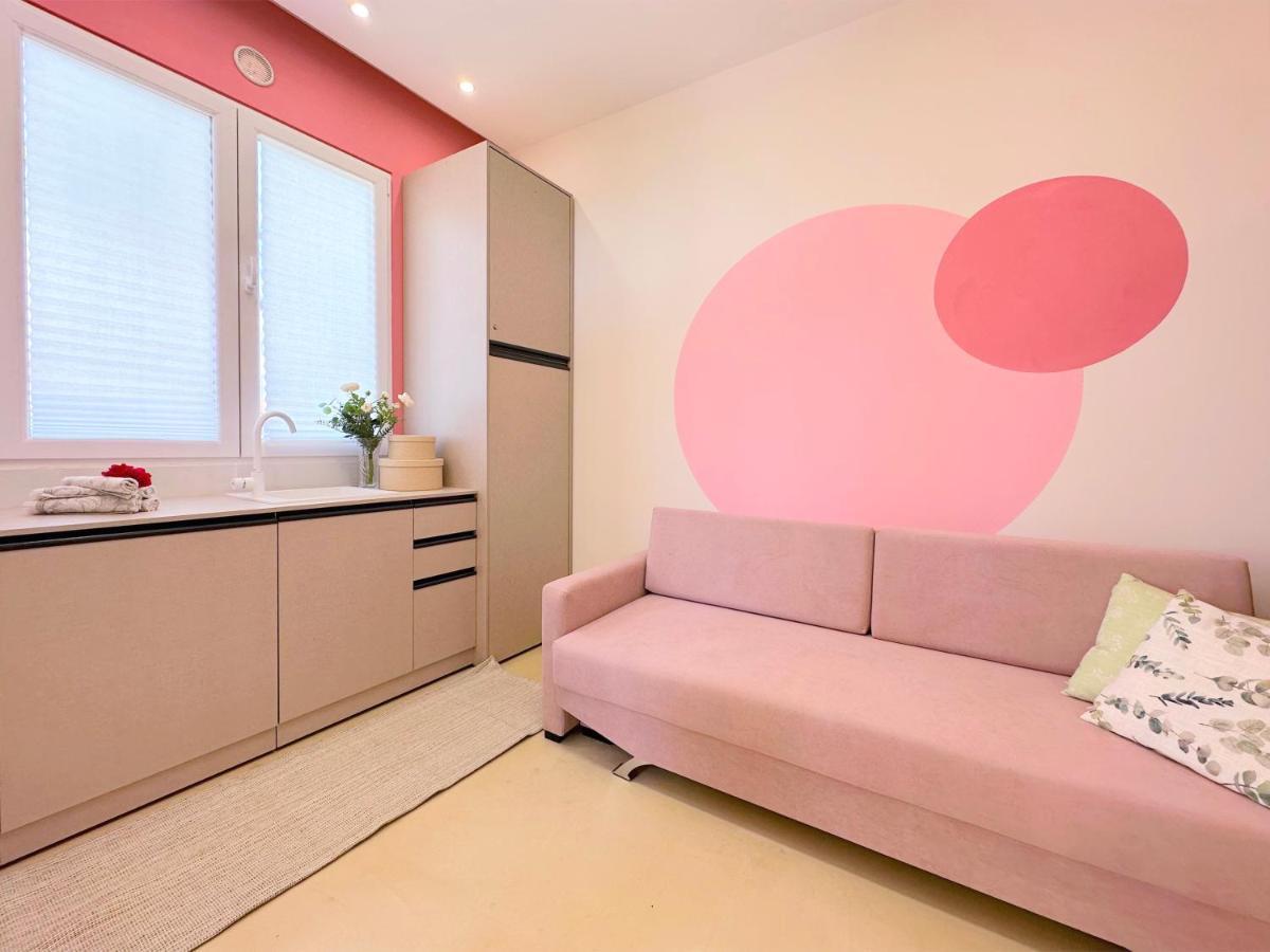 13 Eur For Monthly Stay - Home By The Sea - Hbs Golem  Eksteriør bilde
